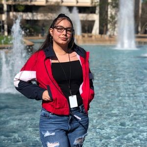 Meet your Posher, Natalie